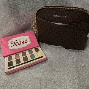 Michael Kors Medium Dome Crossbody Bag brown. New! Includes a FREE Makeup pallet